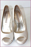 PURA LOPEZ Escarpins Toile Satinée Blanc Cassé T 35 TBE