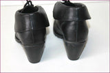 GRANDS  BOULEVARDS Boots à Lacets Simili Cuir Noir T 36 TBE