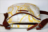 LE TANNEUR Sac Pochette Toile Enduite Imprimée Jaune et Blanche TBE