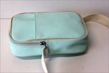 LACOSTE Sacoche Toile Enduite Bleu Ciel AQUA GREEN BE