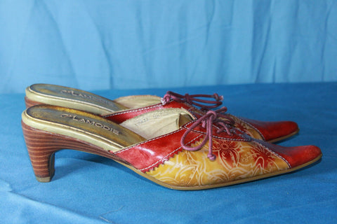 Escarpins LAMODIE  cuir Modèle Original coloré T 36 TBE