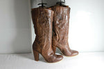 Bottes TEXTO  Cuir Fripé Marron T 40 à Hauts Talons  TBE