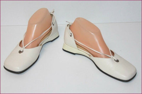 JB MARTIN Escarpins Cuir Blanc Cassé Bouts Semi Carrés T 4.5 / T 38.5 TBE