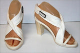 BURBERRY Escarpins Sandales Tout Cuir Blanc Talons Bois T 35.5 TTBE