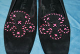 Escarpins LIGELLA  Daim Noir motif fleur noire et rose T 37 BE