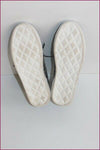 MY.E Baskets Montantes Fourrure Synthétique Zébrée T 36 TTBE