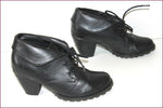 GRANDS  BOULEVARDS Boots à Lacets Simili Cuir Noir T 36 TBE