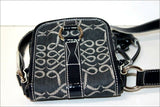 LANCEL Pochette Vintage Toile Imprimé Bleue Foncée Bandoulière TBE